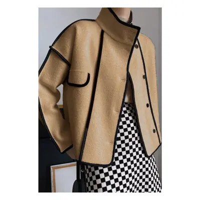 Cappotto Corto Elegante, Color Cammello