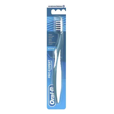 Pro-Expert CrossAction All In One spazzolino manuale, 40 Medium, Oral-B