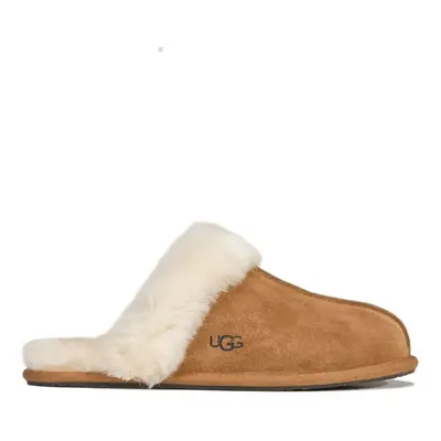 UGG 1106872