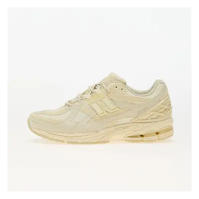 Sneakers New Balance Beige EUR