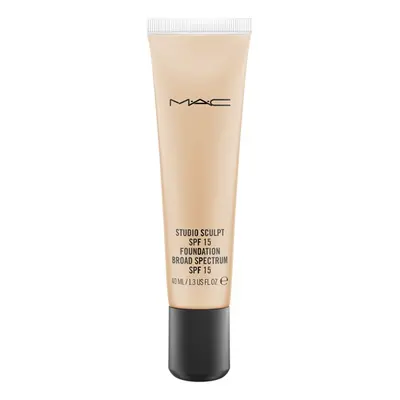 MAC Studio Sculpt Spf 15 Foundation NC30 - Fondotinta liquido