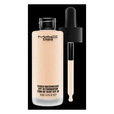 MAC Studio Waterweight Spf 30 Foundation NC20 - Fondotinta liquido