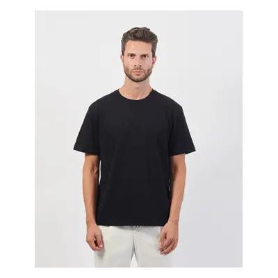 T-shirt Guess relaxed fit con logo ricamato